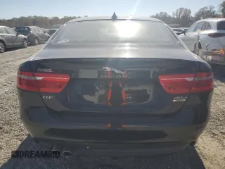 2017 Jaguar XE with VIN SAJAJ4BNXHCP11556, listed as a Copart auction lot 75807284 with 31,040 mi miles and Salvage Title. Bid and sale history available at DreamBid. Image 6.