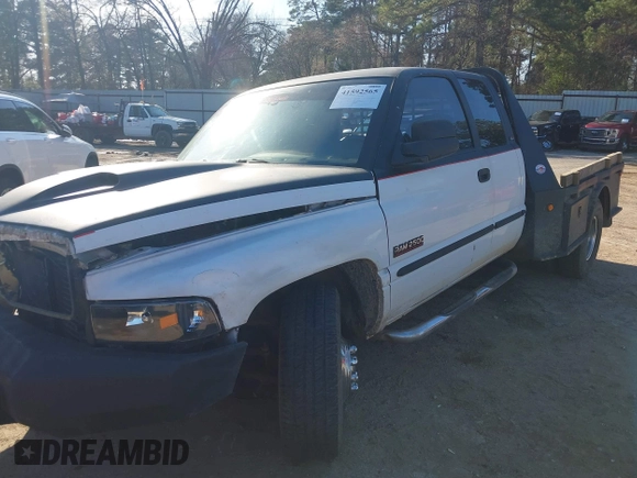 2001 Dodge 2500 z VIN 3B7KC23611G243955, wystawiony jako IAAI lot #41592565 z przebiegiem Nie podano mil oraz . Historia ofert i sprzedaży dostępna na DreamBid. Obrazek 2.