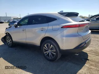 2021 Toyota Venza LE with VIN JTEAAAAH3MJ057042, listed as a Copart auction lot 42898653 with 29,504 mi miles. Bid and sale history available at carsss.com. Image 2.