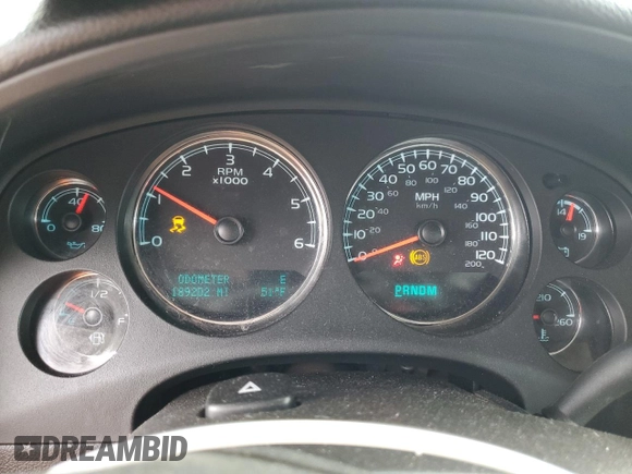 2013 GMC Sierra 1500 SLT with VIN 1GTR2WE79DZ178971, listed as a Copart auction lot 50870175 with 189,202 mi miles and Clean title. Bid and sale history available at DreamBid. Image 9.