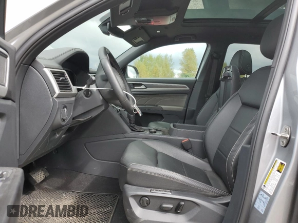 2022 Volkswagen Atlas SEL with VIN 1V2BE2CA3NC203446, listed as a Copart auction lot 70006024 with 28,356 mi miles and Salvage title. Bid and sale history available at DreamBid. Image 7.