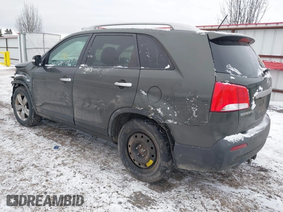2012 Kia Sorento EX with VIN 5XYKUDA2XCG200628, listed as a IAAI auction lot 41495625 with 207,229 mi miles. Bid and sale history available at carsss.com. Image 3.