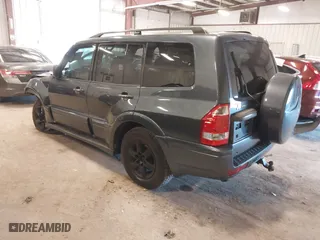 2005 Mitsubishi Montero LTD with VIN JA4MW51S05J000427, listed as a IAAI auction lot 41866896 with 158,494 mi miles. Bid and sale history available at carsss.com. Image 3.