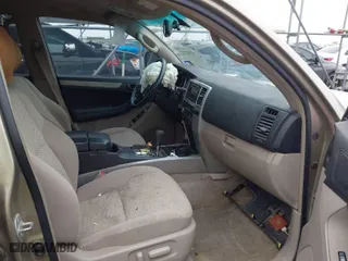 2006 Toyota 4Runner SR5 with VIN JTEZU14R668042933, listed as a IAAI auction lot 41407322 with 163,716 mi miles. Bid and sale history available at carsss.com. Image 5.