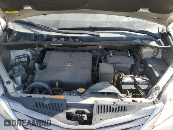 2015 Toyota Sienna XLE с VIN 5TDYK3DC3FS623413, выставлен на аукционе Copart как лот 46454635 с пробегом 117 568 миль миль и Списание • Salvage title. История ставок и продаж доступна на DreamBid. Изображение 12.