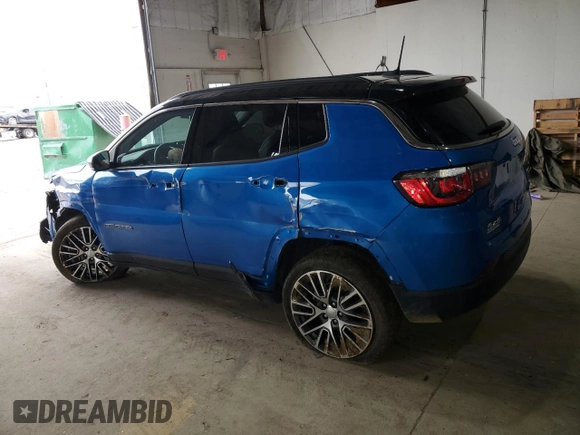 2023 Jeep Compass (RED) Edition z VIN 3C4NJDCN6PT568252, wystawiony jako Copart lot #49481315 z przebiegiem 17 618 mil mil oraz Szkoda całkowita • Salvage title. Historia ofert i sprzedaży dostępna na DreamBid. Obrazek 2.