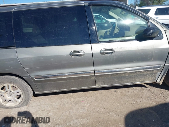 2003 Ford Windstar SE with VIN 2FMZA52473BB65706, listed as a IAAI auction lot 41300897 with 160,965 mi miles and . Bid and sale history available at DreamBid. Image 15.