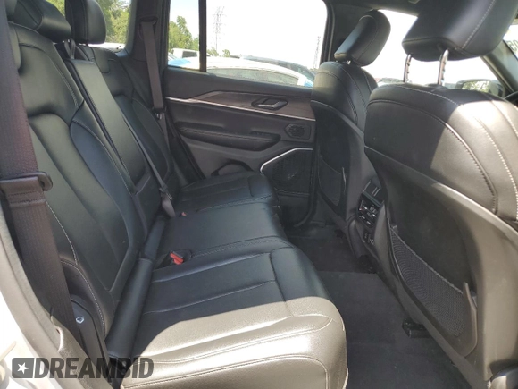 2024 Jeep Grand Cherokee with VIN 1C4RJYB60RC171086, listed as a Copart auction lot 62370595 with 34,335 mi miles and Clean title. Bid and sale history available at DreamBid. Image 11.