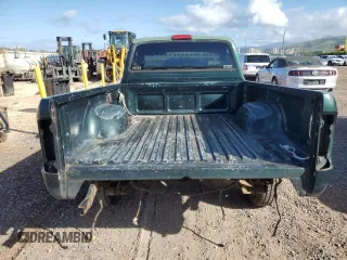 2002 Toyota Tacoma z VIN 5TENL42N02Z887535, wystawiony jako Copart lot #56071225 z przebiegiem 152 848 mil mil oraz Czysty tytuł • Clean title. Historia ofert i sprzedaży dostępna na DreamBid. Obrazek 6.