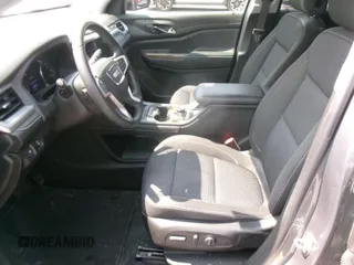 2022 GMC Acadia SLE z VIN 1GKKNRL44NZ127483, wystawiony jako IAAI lot #42521091 z przebiegiem 63 175 mil mil oraz . Historia ofert i sprzedaży dostępna na DreamBid. Obrazek 1.
