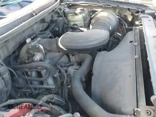 2005 Ford F-150 STX с VIN 1FTRX02W85KB90064, выставлен на аукционе IAAI как лот 41404279 с пробегом 344 193 миль миль и . История ставок и продаж доступна на DreamBid. Изображение 13.