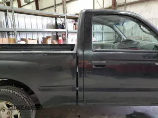 2001 Toyota Tacoma z VIN 5TENL42N71Z828156, wystawiony jako Copart lot #58504845 z przebiegiem 170 881 mil mil oraz Nie do naprawy • Non repairable. Historia ofert i sprzedaży dostępna na DreamBid. Obrazek 10.