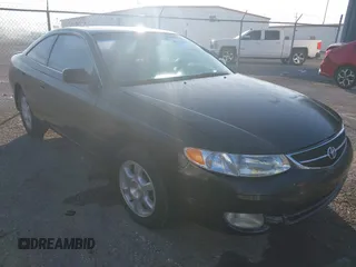 2000 Toyota Solara SE with VIN 2T1CG22P7YC289572, listed as a IAAI auction lot 41762881 with 137,106 mi miles. Bid and sale history available at carsss.com. Image 1.