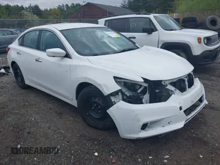 2017 Nissan Altima S with VIN 1N4AL3AP2HN333281, listed as a IAAI auction lot 42187998 with 139,670 mi miles and . Bid and sale history available at DreamBid. Image 1.