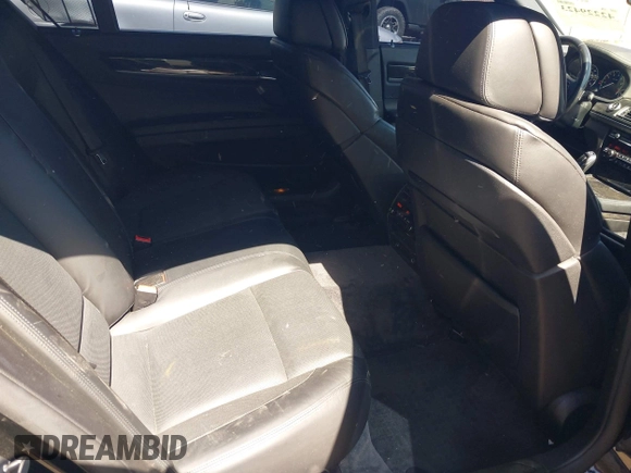2011 BMW 7 Series 750Li с VIN WBAKB8C57BC851865, выставлен на аукционе IAAI как лот 42229423 с пробегом 92 728 миль миль и . История ставок и продаж доступна на DreamBid. Изображение 8.