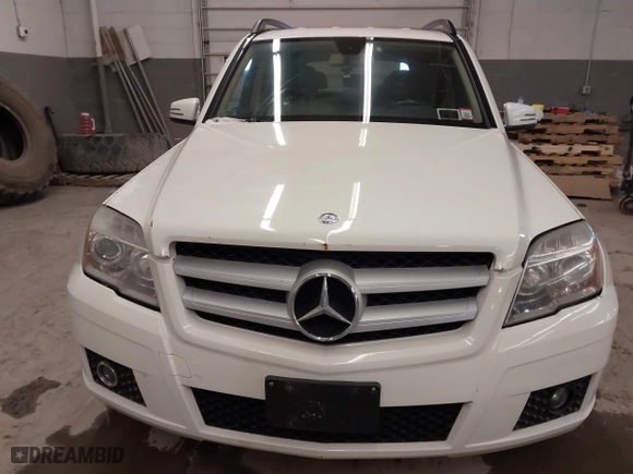 2012 Mercedes-Benz GLK-Class GLK 350 with VIN WDCGG8HB6CF867834, listed as a IAAI auction lot 41730716 with 146,044 mi miles. Bid and sale history available at carsss.com. Image 12.