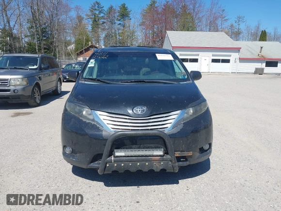 2011 Toyota Sienna XLE with VIN 5TDDK3DC8BS011975, listed as a IAAI auction lot 42112522 with 124,251 mi miles. Bid and sale history available at carsss.com. Image 12.