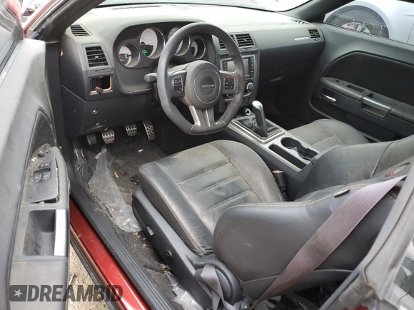 2014 Dodge Challenger R/T Plus z VIN 2C3CDYBT7EH294396, wystawiony jako Copart lot #43289345 z przebiegiem Nie podano mil oraz Szkoda całkowita • Salvage title. Historia ofert i sprzedaży dostępna na DreamBid. Obrazek 8.