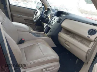 2009 Honda Pilot EX-L with VIN 5FNYF48689B022215, listed as a IAAI auction lot 41817432 with Not Provided miles and . Bid and sale history available at carsss.com. Image 5.