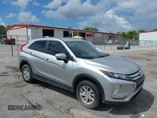 2019 Mitsubishi Eclipse Cross ES z VIN JA4AT3AA6KZ035204, wystawiony jako IAAI lot #40120812 z przebiegiem 170 265 mil mil oraz . Historia ofert i sprzedaży dostępna na DreamBid. Obrazek 1.