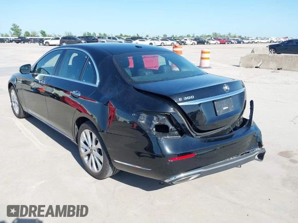 2018 Mercedes-Benz E 300 with VIN WDDZF4JB2JA351345, listed as a IAAI auction lot 41974757 with 53,948 mi miles and . Bid and sale history available at DreamBid. Image 3.