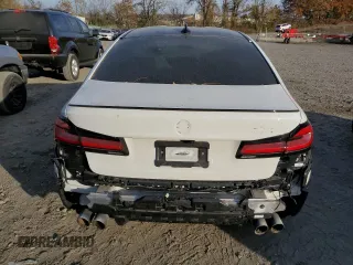 2021 BMW M5 with VIN WBS83CH01MCF15654, listed as a Copart auction lot 77427464 with 41,919 mi miles and Salvage Title. Bid and sale history available at carsss.com. Image 6.