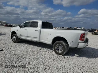2019 Ram 3500 Limited with VIN 3C63RRRLXKG711280, listed as a Copart auction lot 78133044 with 132,912 mi miles and Salvage Title. Bid and sale history available at carsss.com. Image 2.