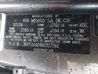 2024 Kia Forte LXS z VIN 3KPF24AD9RE827562, wystawiony jako IAAI lot #41943586 z przebiegiem 9 034 mil mil oraz . Historia ofert i sprzedaży dostępna na DreamBid. Obrazek 9.