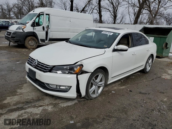 2015 Volkswagen Passat SEL Premium z VIN 1VWCV7A34FC093870, wystawiony jako Copart lot #45587835 z przebiegiem Nie podano mil oraz Szkoda całkowita • Salvage title. Historia ofert i sprzedaży dostępna na DreamBid. Obrazek 1.