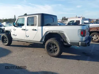 2022 Jeep Gladiator Willys with VIN 1C6HJTAG4NL132558, listed as a IAAI auction lot 41626851 with 28,251 mi miles and . Bid and sale history available at DreamBid. Image 15.