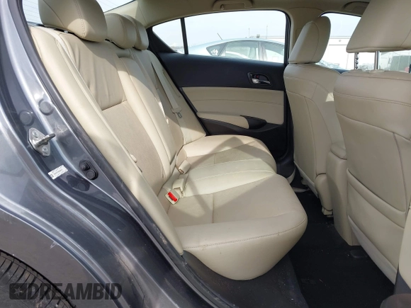 2013 Acura ILX Hybrid Tech Pkg with VIN 19VDE3F70DE300703, listed as a IAAI auction lot 41836986 with 120,765 mi miles. Bid and sale history available at carsss.com. Image 8.