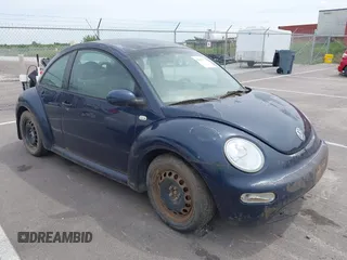 2001 Volkswagen Beetle GLS with VIN 3VWCB21C81M469215, listed as a IAAI auction lot 42519378 with Not provided miles and . Bid and sale history available at DreamBid. Image 1.