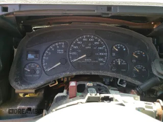 2002 Chevrolet Silverado 1500HD LT z VIN 1GCGK13U92F120344, wystawiony jako Copart lot #58463444 z przebiegiem Nie podano mil oraz Czysty tytuł • Clean title. Historia ofert i sprzedaży dostępna na DreamBid. Obrazek 9.