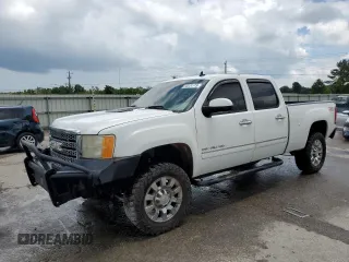 2012 GMC Sierra 2500HD Denali with VIN 1GT125E81CF102533, listed as a Copart auction lot 58624115 with Not provided miles and Salvage title. Bid and sale history available at DreamBid. Image 1.