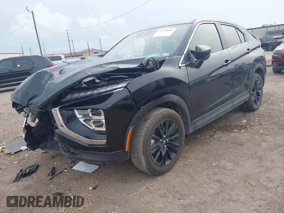 2024 Mitsubishi Eclipse Cross LE z VIN JA4ATVAA3RZ073348, wystawiony jako IAAI lot #42390003 z przebiegiem 14 771 mil mil oraz . Historia ofert i sprzedaży dostępna na DreamBid. Obrazek 17.