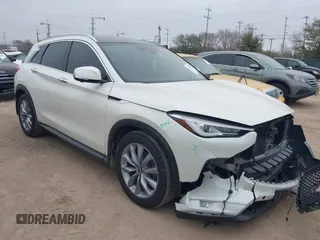 2021 Infiniti QX50 Essential z VIN 3PCAJ5CA0MF102828, wystawiony jako IAAI lot #41520222 z przebiegiem 66 264 mil mil oraz . Historia ofert i sprzedaży dostępna na DreamBid. Obrazek 1.