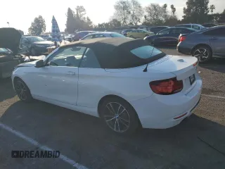2020 BMW 2 Series 230i with VIN WBA2M7C05L7F00152, listed as a Copart auction lot 42153435 with 25,690 mi miles and Salvage Title. Bid and sale history available at carsss.com. Image 2.