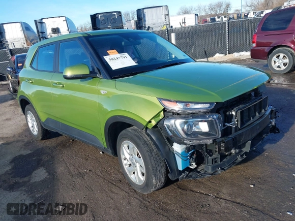 2022 Hyundai Venue SE with VIN KMHRB8A39NU140634, listed as a IAAI auction lot 38247791 with 31,622 mi miles and . Bid and sale history available at DreamBid. Image 1.