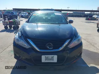 2017 Nissan Altima SR z VIN 1N4AL3AP4HC205670, wystawiony jako IAAI lot #41613157 z przebiegiem 153 600 mil mil oraz . Historia ofert i sprzedaży dostępna na DreamBid. Obrazek 12.