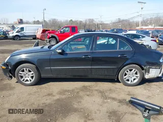 2005 Mercedes-Benz E 320 with VIN WDBUF82J55X177595, listed as a IAAI auction lot 41621451 with 112,737 mi miles and . Bid and sale history available at carsss.com. Image 14.
