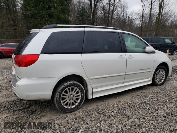 2008 Toyota Sienna XLE with VIN 5TDZK22C08S159324, listed as a Copart auction lot 84996164 with 133,119 mi miles and Clean Title. Bid and sale history available at carsss.com. Image 3.