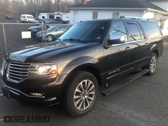 2017 Lincoln Navigator Select z VIN 5LMJJ3JT7HEL07796, wystawiony jako Copart lot #83120394 z przebiegiem 371 679 mil mil oraz Czysty tytuł • Clean title. Historia ofert i sprzedaży dostępna na DreamBid. Obrazek 1.