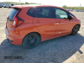 2020 Honda Fit Sport z VIN 3HGGK5H61LM721476, wystawiony jako Copart lot #52903515 z przebiegiem Nie podano mil oraz Szkoda całkowita • Salvage title. Historia ofert i sprzedaży dostępna na DreamBid. Obrazek 3.