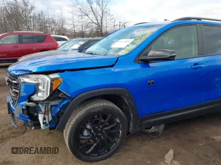 2024 GMC Terrain SLE with VIN 3GKALTEG1RL151176, listed as a IAAI auction lot 41441859 with 10,706 mi miles. Bid and sale history available at carsss.com. Image 6.