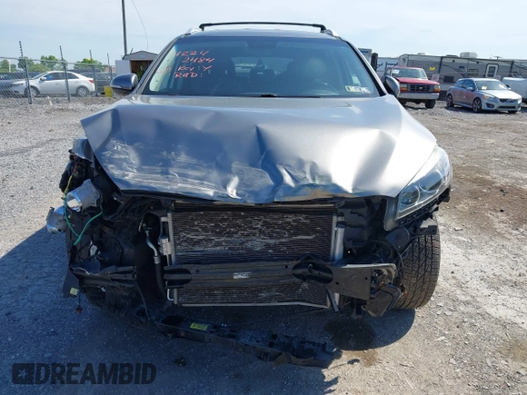 2016 Kia Sorento EX with VIN 5XYPHDA54GG087396, listed as a IAAI auction lot 42242484 with 110,980 mi miles and . Bid and sale history available at DreamBid. Image 12.