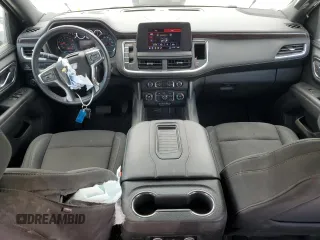 2023 Chevrolet Suburban LS z VIN 1GNSKBKD6PR109736, wystawiony jako Copart lot #54401815 z przebiegiem 26 871 mil mil oraz Szkoda całkowita • Salvage title. Historia ofert i sprzedaży dostępna na DreamBid. Obrazek 8.