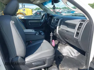 2015 Ram 1500 Tradesman with VIN 3C6JR7DT1FG660695, listed as a IAAI auction lot 42545263 with 154,283 mi miles and . Bid and sale history available at DreamBid. Image 5.