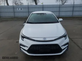 2024 Toyota Corolla SE with VIN JTDS4MCE4R3520838, listed as a Copart auction lot 49318925 with 4,331 mi miles and Salvage Title. Bid and sale history available at carsss.com. Image 5.