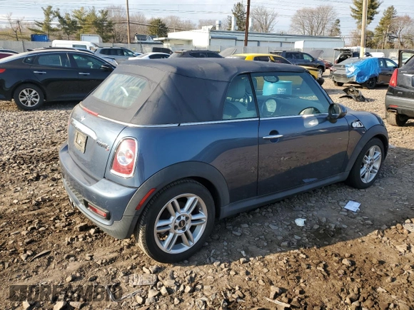 2011 MINI Convertible S with VIN WMWZP3C57BTX83599, listed as a Copart auction lot 47701505 with Not Provided miles and Clean Title. Bid and sale history available at DreamBid. Image 3.