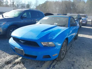2012 Ford Mustang V6 with VIN 1ZVBP8EM4C5279441, listed as a IAAI auction lot 41810554 with 197,973 mi miles and . Bid and sale history available at carsss.com. Image 2.